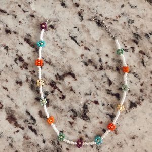 beaded flower necklace!
